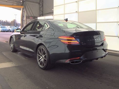Used 2025 Genesis G70 2.5T image 4