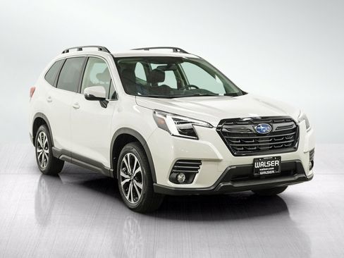 Used 2023 Subaru Forester Limited AWD/4WD image 7
