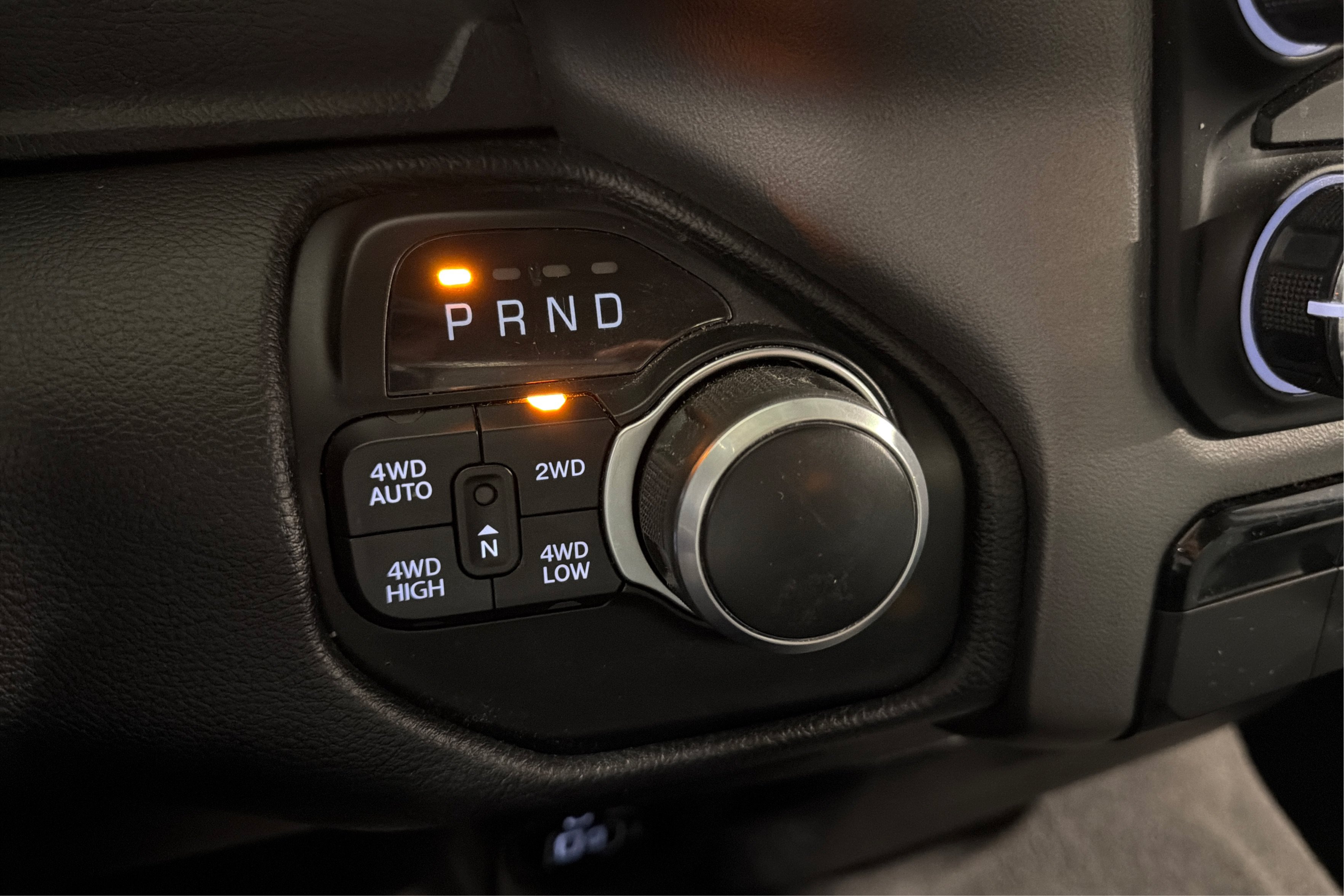 Used 2020 RAM 1500 Big Horn AWD/4WD image 32