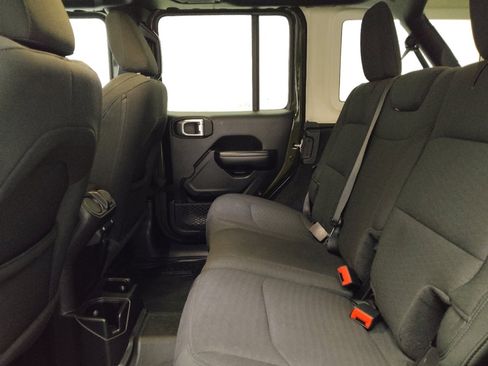 Used 2020 Jeep Wrangler Unlimited Sport image 18