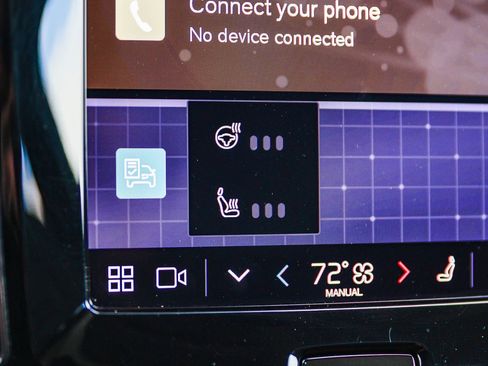 Used 2025 Volvo V60 B5 Cross Country Plus image 57