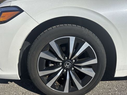 Used 2023 Honda Civic EX-L image 25