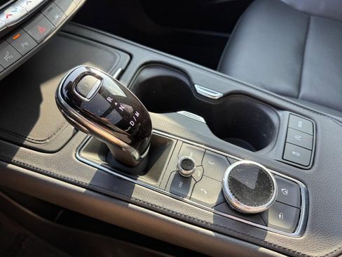 Used 2022 Cadillac XT4 Premium Luxury w/ Enhanced Visibility Package image 21