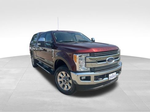 Used 2017 Ford F250 Lariat w/ Chrome Package AWD/4WD image 12