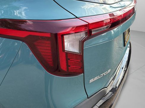 New 2026 Kia Seltos S AWD/4WD image 40