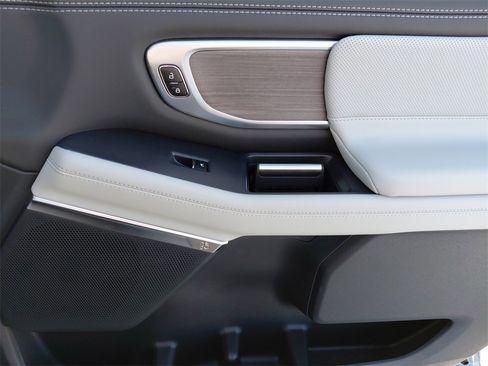 New 2025 Ford Expedition Max Platinum w/ Platinum Ultimate Package image 18