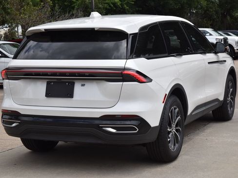 New 2026 Lincoln Nautilus Premier AWD/4WD image 7