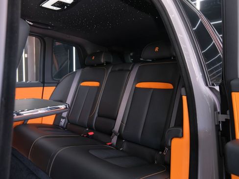 Used 2026 Rolls-Royce Cullinan AWD/4WD image 43