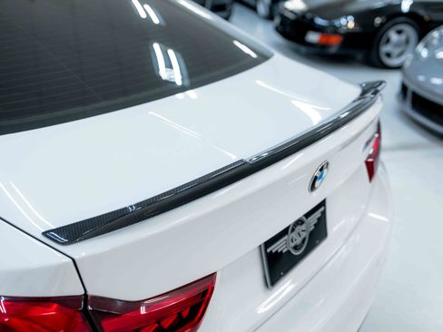 Used 2019 BMW M4 CS w/ Executive Package image 35