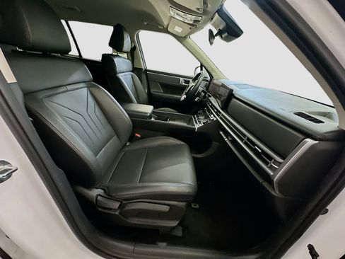 Used 2024 Hyundai Santa Fe SEL image 32