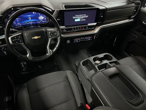 Used 2022 Chevrolet Silverado 1500 RST AWD/4WD image 13