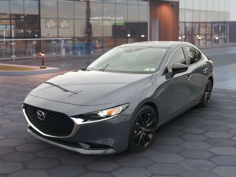 Used 2022 MAZDA MAZDA3 s image 6