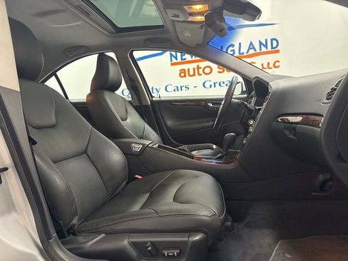 Used 2005 Volvo S60 2.5T AWD/4WD image 23