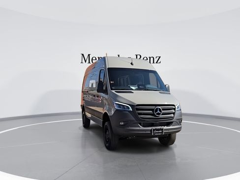 New 2025 Mercedes-Benz Sprinter 2500 image 2