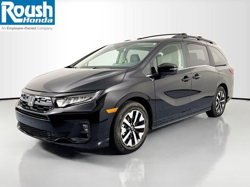 Certified 2026 Honda Odyssey EX-L image 1