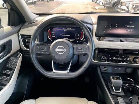 Certified 2024 Nissan Rogue SL w/ SL Premium Package image 6