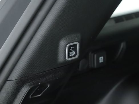 Used 2023 Jeep Grand Cherokee Altitude AWD/4WD image 20