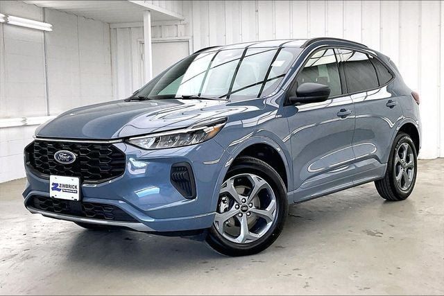 Used 2024 Ford Escape ST-Line w/ Tech Pack #1 AWD/4WD image 2