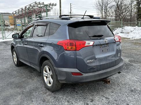 Used 2013 Toyota RAV4 XLE image 6