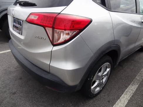 Used 2016 Honda HR-V EX image 12