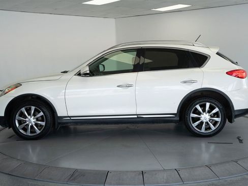 Used 2017 INFINITI QX50 AWD w/ Premium Plus Package image 4