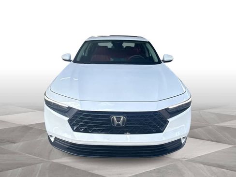 Used 2024 Honda Accord EX image 3