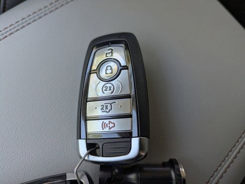 New 2026 Ford Explorer Active w/ Active Comfort Package image 36