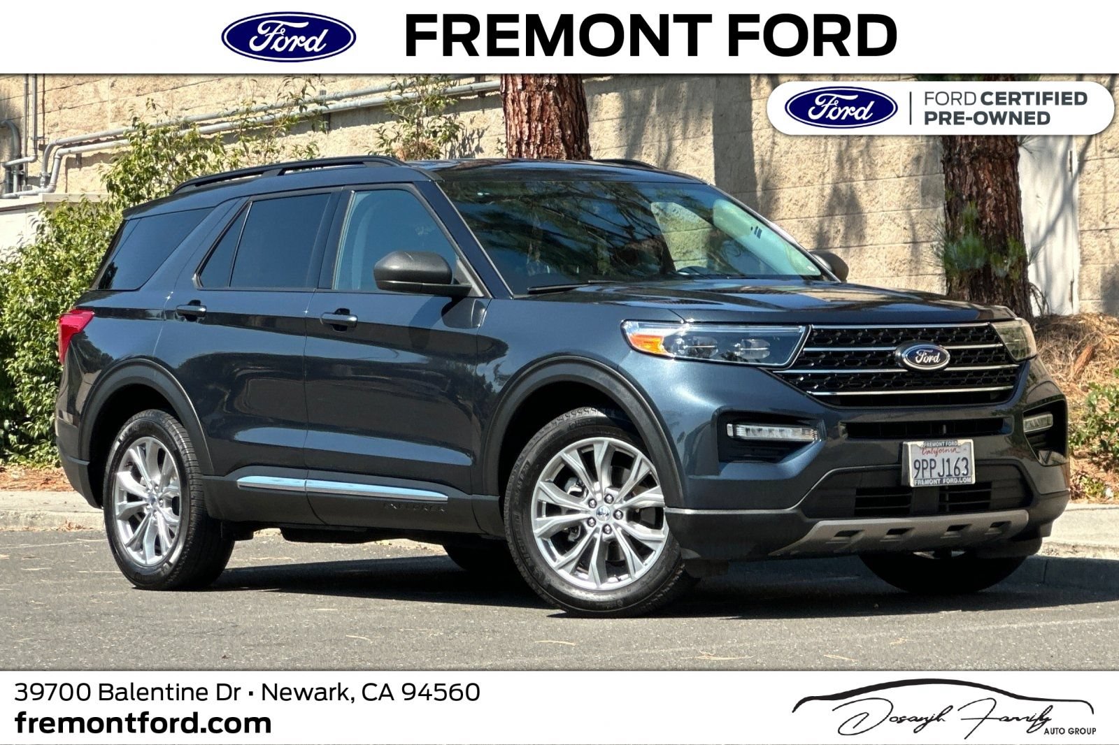 Certified 2024 Ford Explorer XLT w/ Equipment Group 202A AWD/4WD image 1