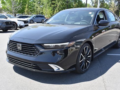 New 2026 Honda Accord Touring image 5