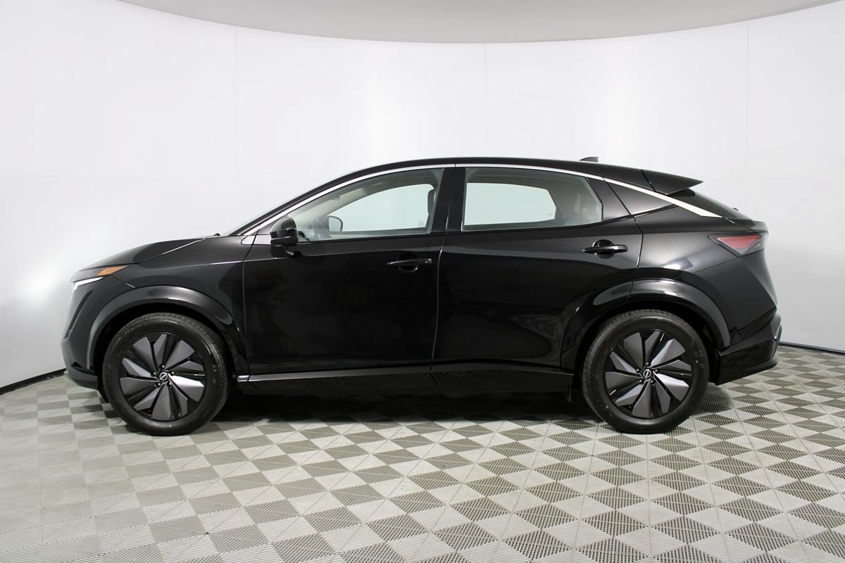 Used 2023 Nissan Ariya FWD image 31