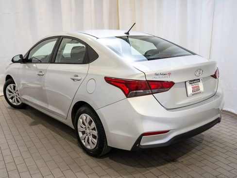 Used 2019 Hyundai Accent SE image 4