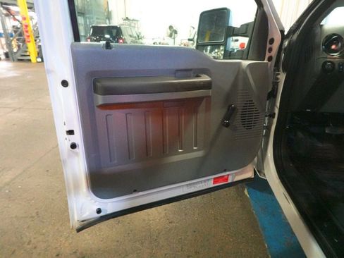 Used 2016 Ford F350 XL RWD image 17