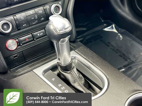 Used 2019 Ford Mustang Coupe image 9