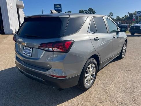 Used 2024 Chevrolet Equinox LT FWD image 4