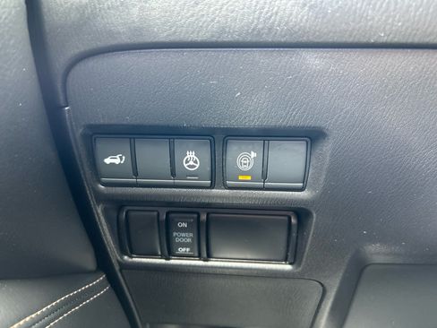 Used 2024 Nissan Armada Platinum w/ Captain's Chairs Package RWD image 26