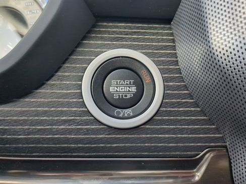 Used 2020 RAM 3500 Limited image 26