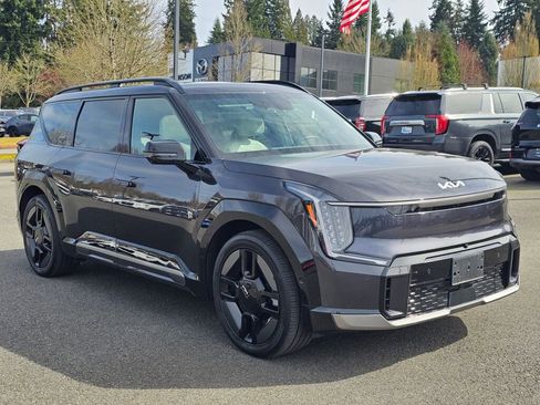 Certified 2024 Kia EV9 GT-Line image 3