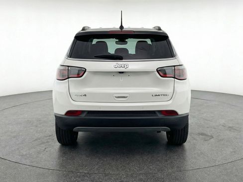 Used 2025 Jeep Compass Limited image 7