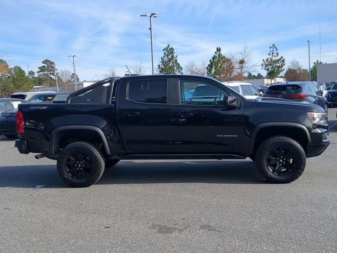 Used 2021 Chevrolet Colorado ZR2 w/ ZR2 Midnight Special Edition image 3