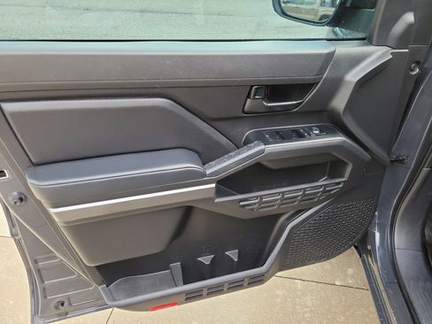 Used 2024 Toyota Tacoma SR5 image 10