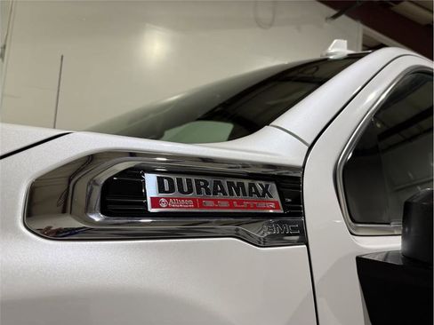 Used 2022 GMC Sierra 3500 Denali image 11