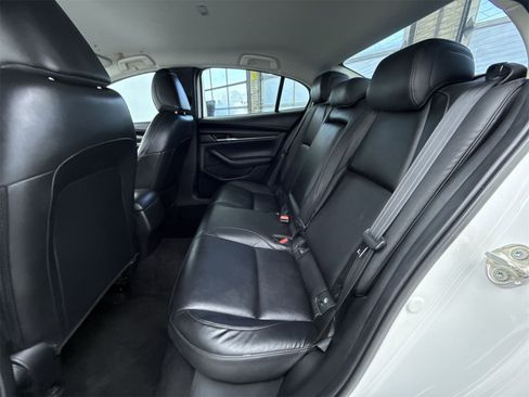 Used 2020 MAZDA MAZDA3 Sedan w/ Select Package image 38