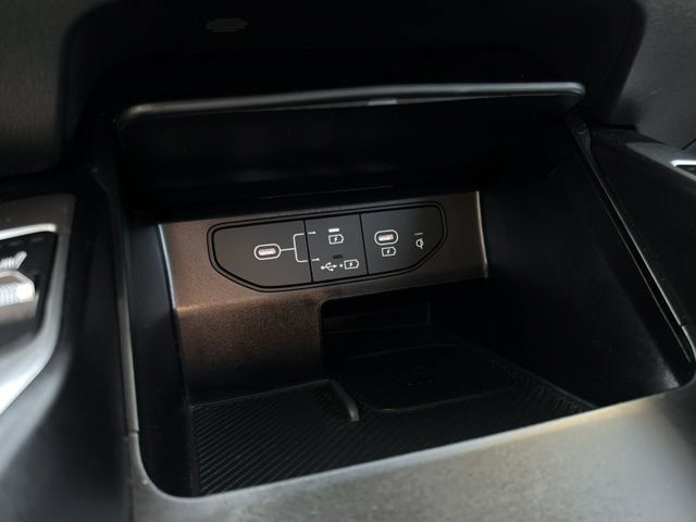 Used 2025 Kia Sorento EX AWD/4WD image 50