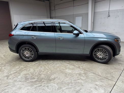 New 2026 Mercedes-Benz GLC 300 GLC 300 image 6