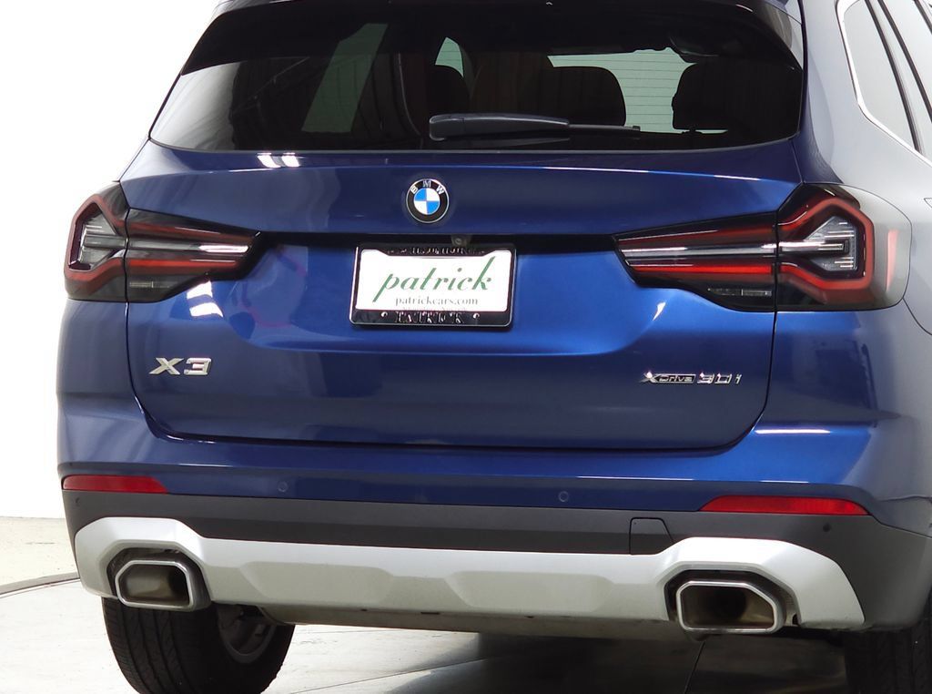 Used 2024 BMW X3 xDrive30i AWD/4WD image 11