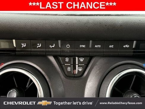 Used 2025 Chevrolet Blazer LT AWD/4WD image 21