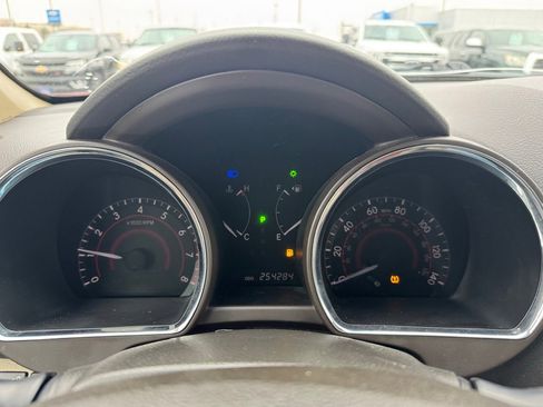 Used 2010 Toyota Highlander Limited image 27