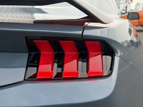Used 2024 Ford Mustang GT Premium RWD image 7