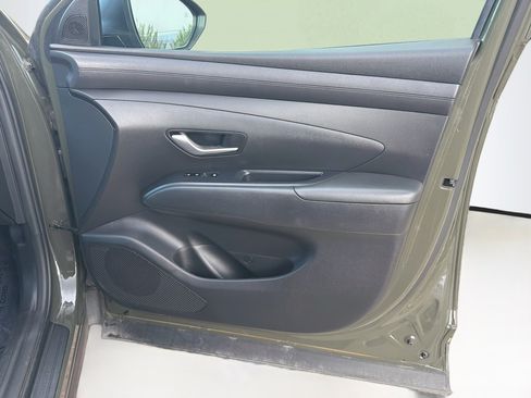Used 2025 Hyundai Tucson SEL AWD/4WD image 34
