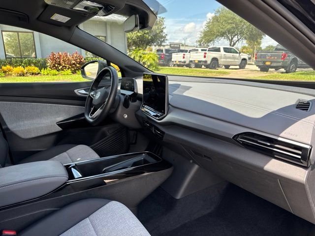 Used 2025 Volkswagen ID.4 Pro RWD image 10